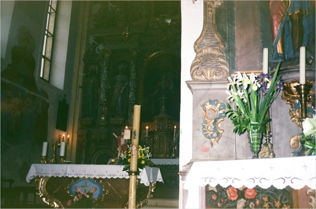 Detail Trauung Kirchlich Altar Dekoration Blumen Number 7