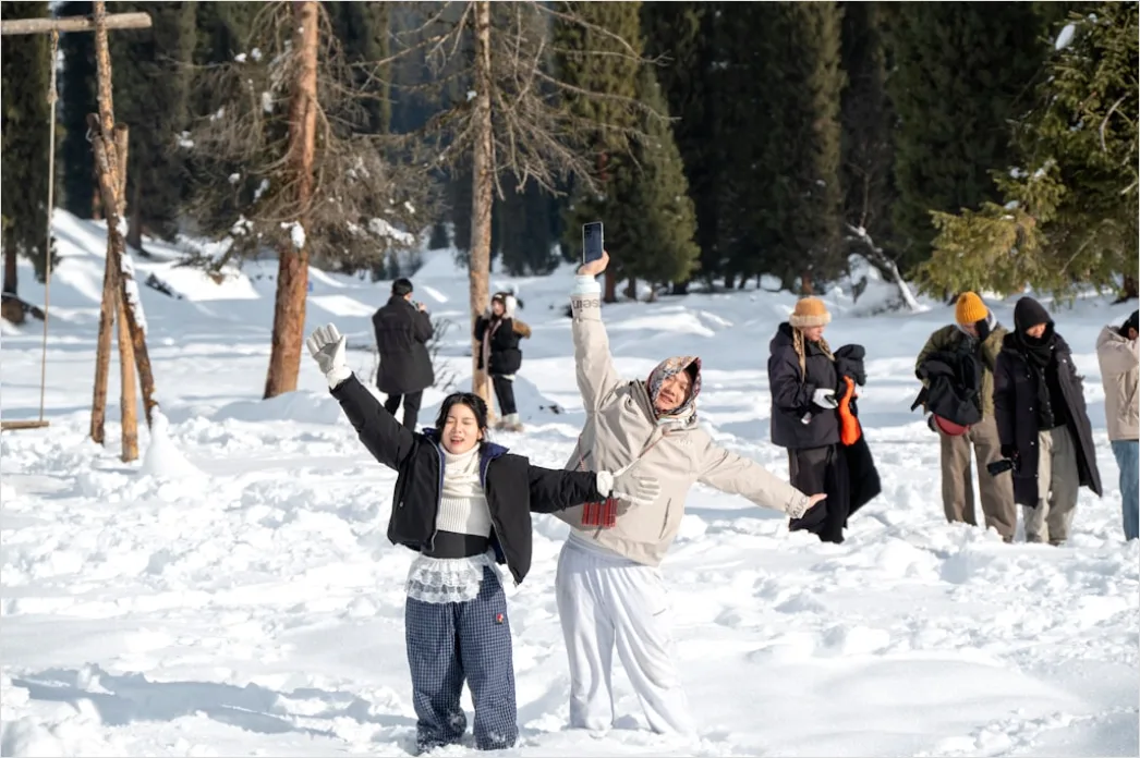 Detail Weihnachten Outdoor Schnee Familie Moment Number 17