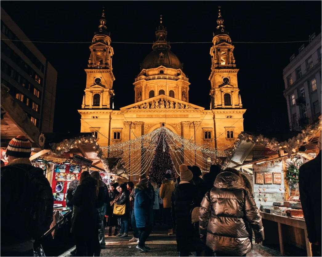 Detail Weihnachtsmarkt Abend Lichter Stimmungsvoll Besucher Number 17