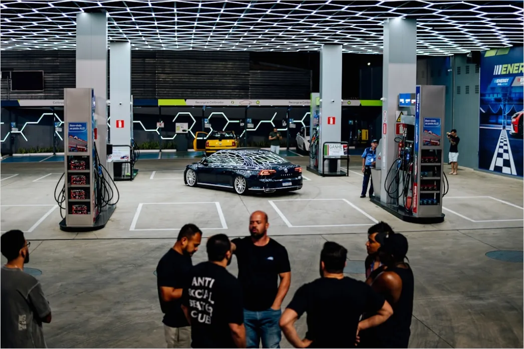 Detail Wireless Ev Charging Pad Concept Installation Number 20