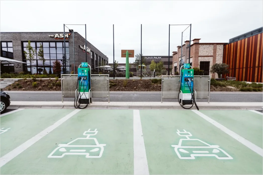 Detail Wireless Ev Charging Pad Concept Installation Number 8