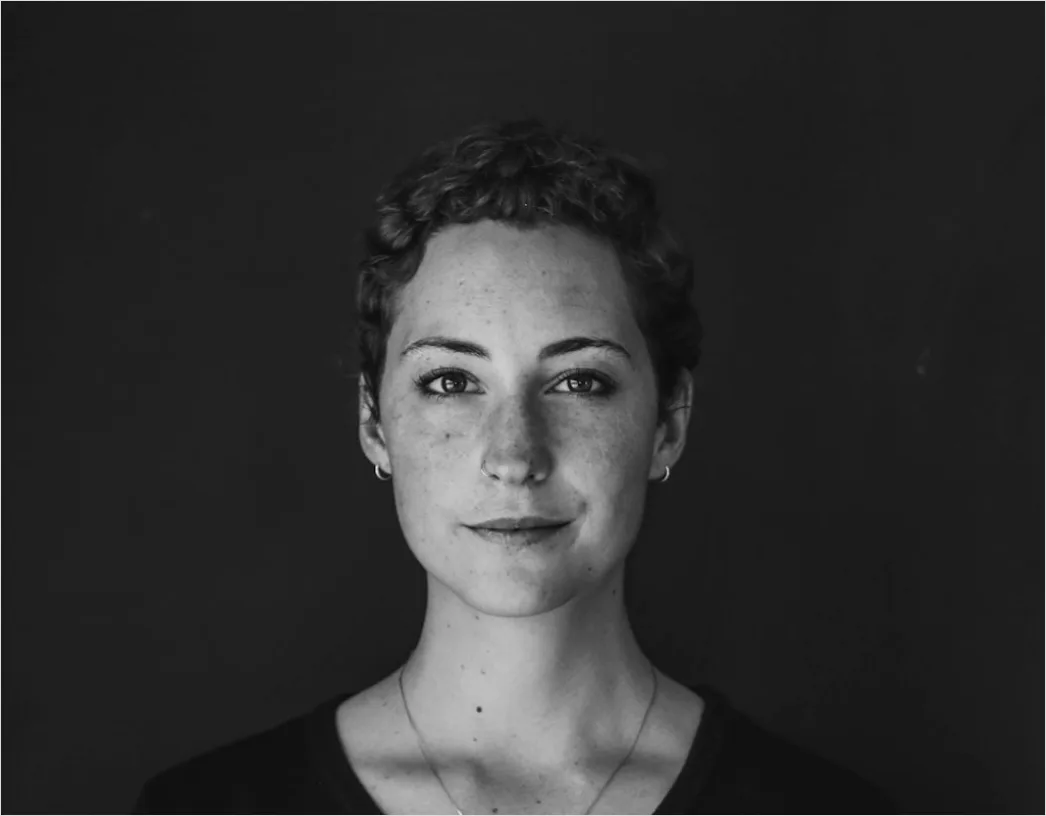 Woman Portrait Black And White Dramatic Lighting Edcc