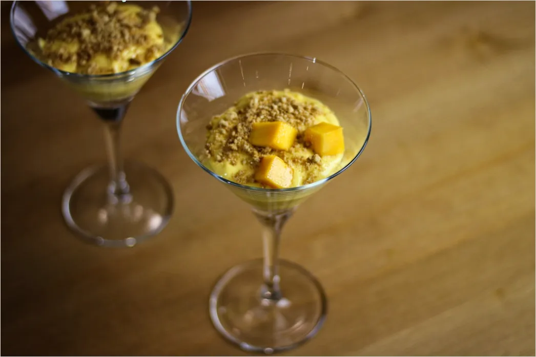 Detail Ananas Mango Smoothie Glas Nahaufnahme Number 20