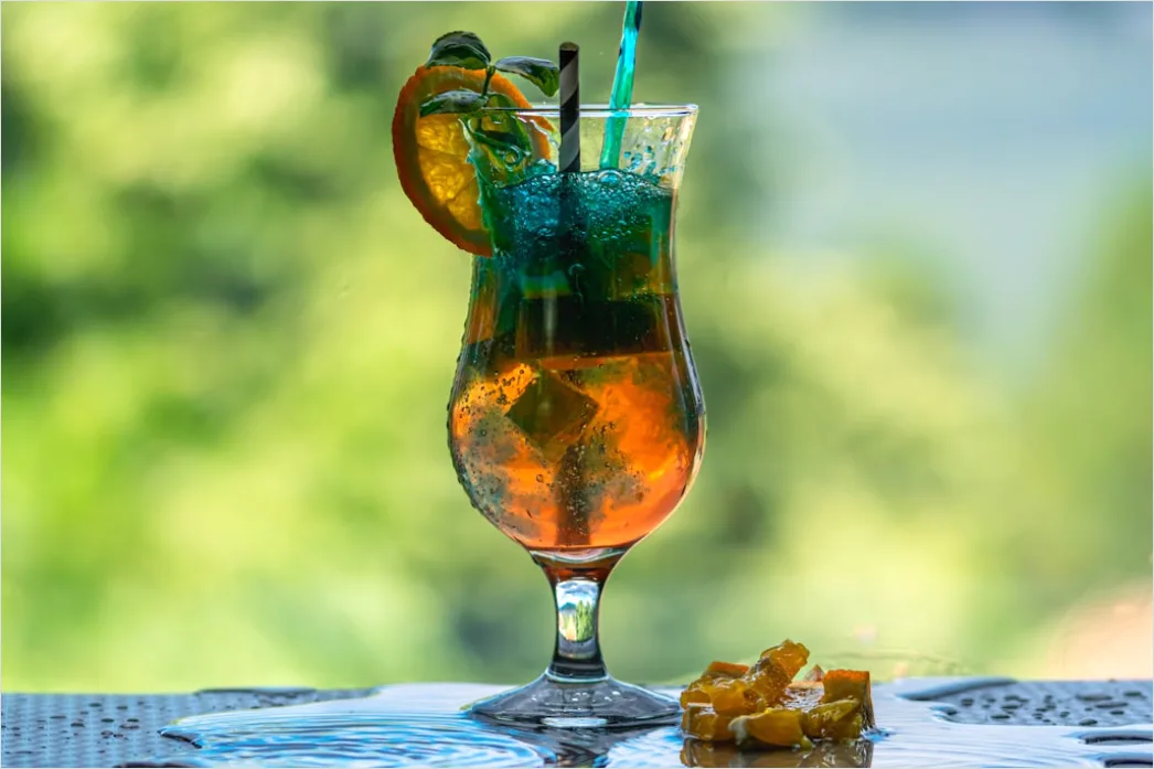 Detail Aperol Spritz Glas Orange Nahaufnahme Sommer Number 11