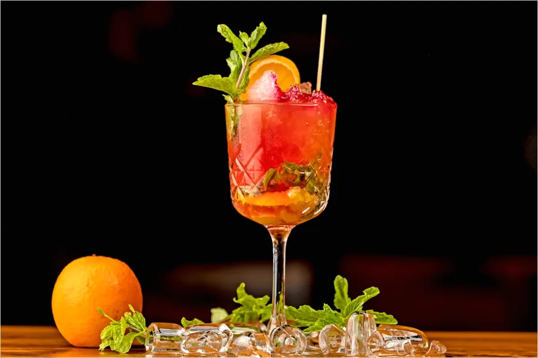 Detail Aperol Spritz Glas Orange Nahaufnahme Sommer Number 12
