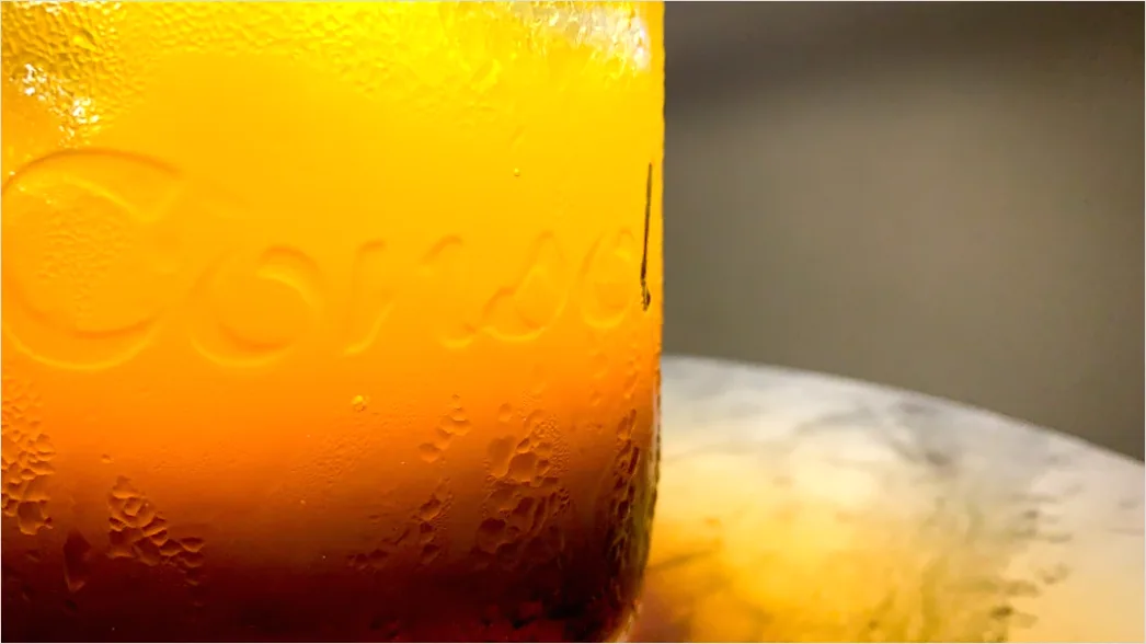 Detail Aperol Spritz Glas Orange Nahaufnahme Sommer Number 5