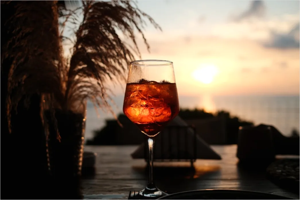 Detail Aperol Spritz Glas Orange Nahaufnahme Sommer Number 6