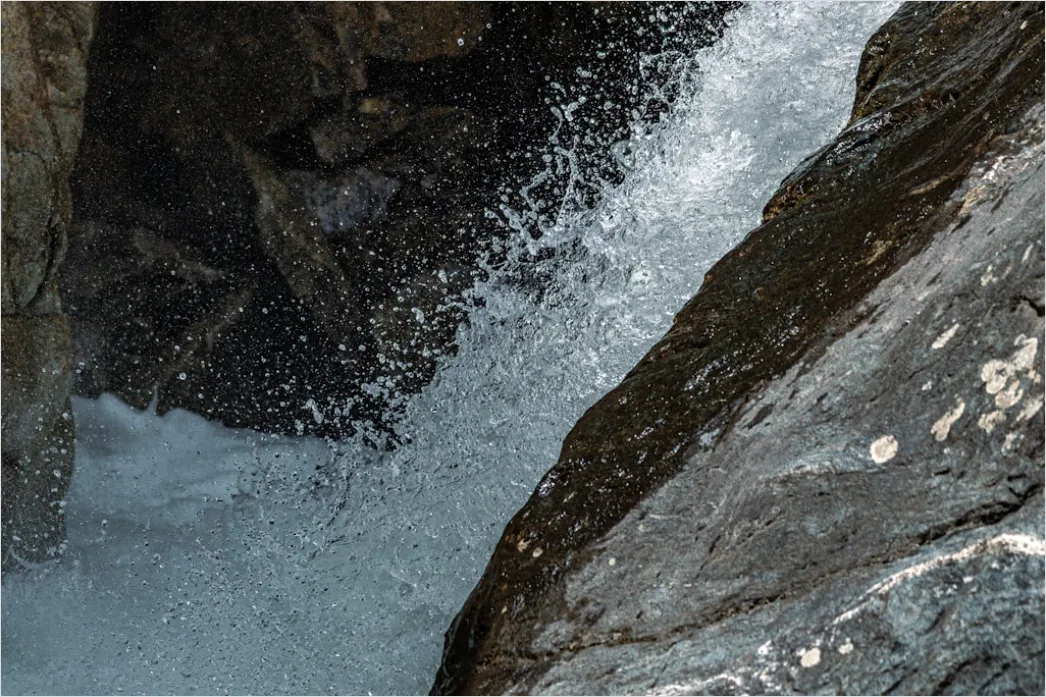 Detail Bergbach Wasserfall Nahaufnahme Felsen Number 9