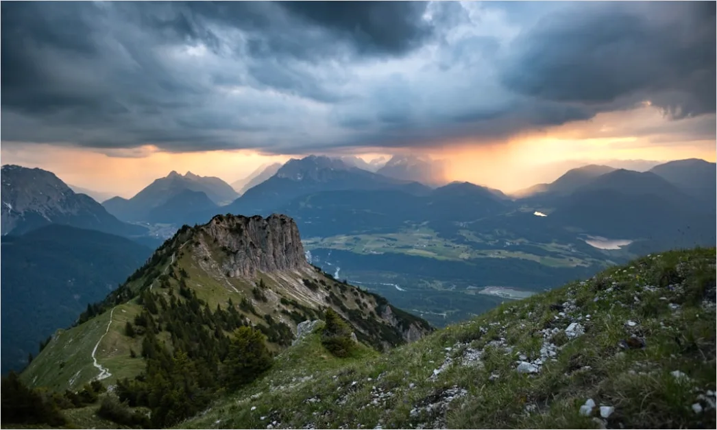 Detail Berglandschaft Dramatische Wolken Gewitter Number 5