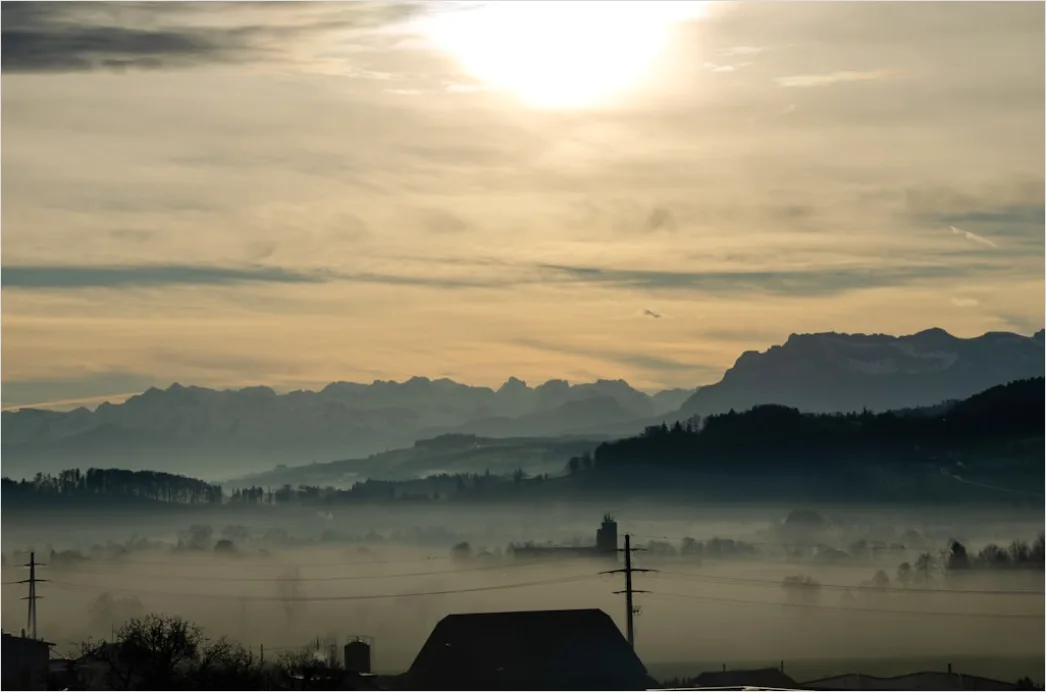 Detail Berglandschaft Sonnenaufgang Nebel Dramatisch Number 11