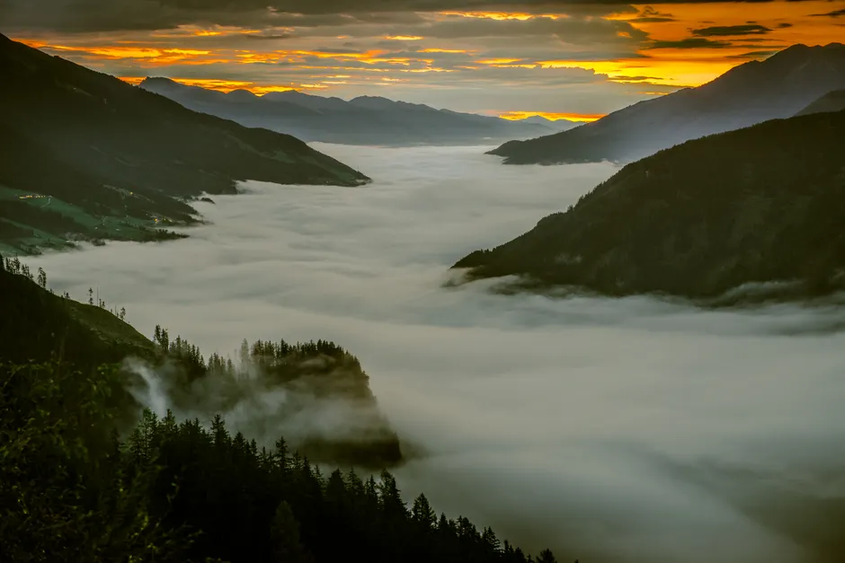 Detail Bergtal Nebel Morgen Stimmungsvoll Number 12