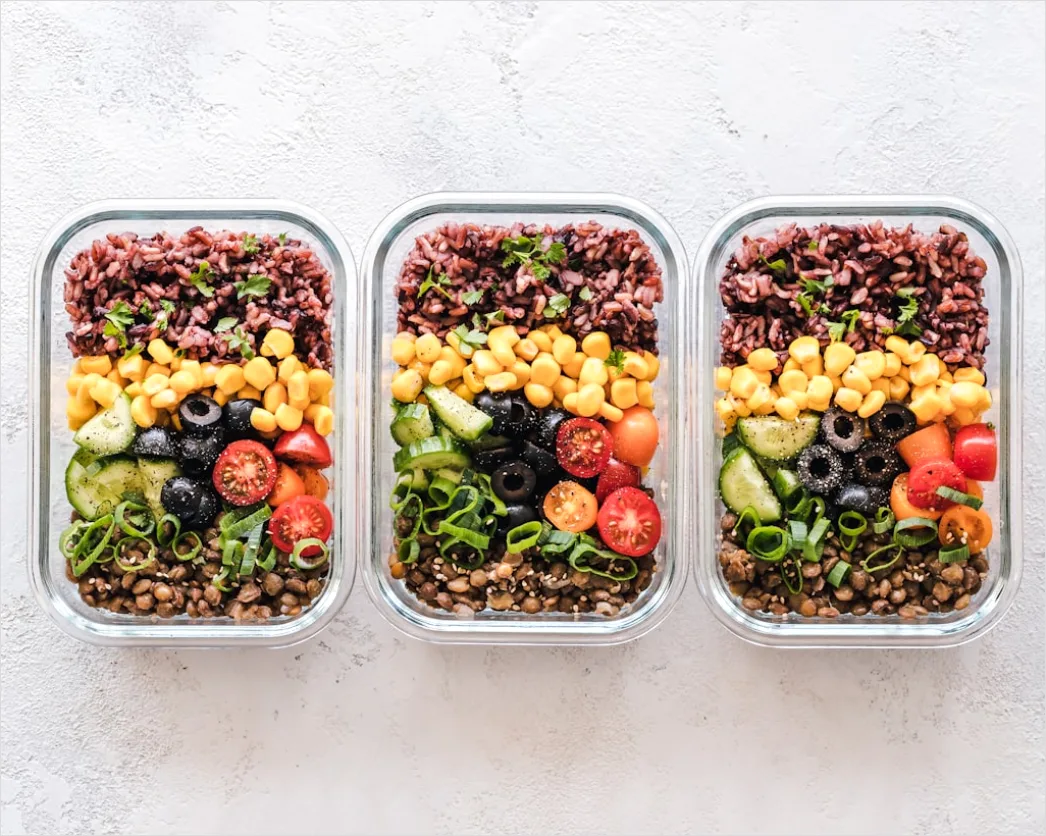 Bowls Meal Prep Woche Draufsicht 356a