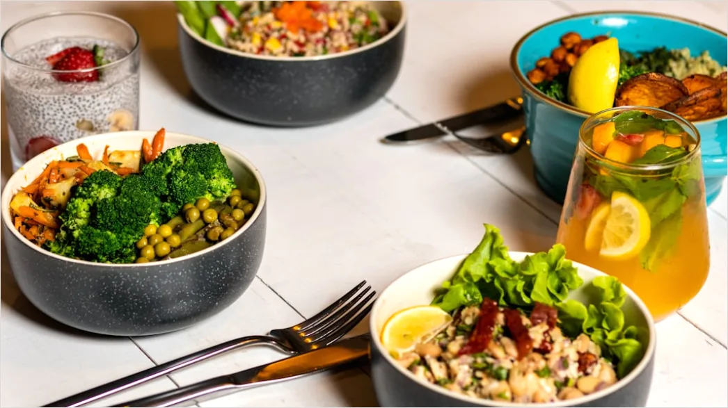 Detail Bowls Meal Prep Woche Draufsicht Number 9