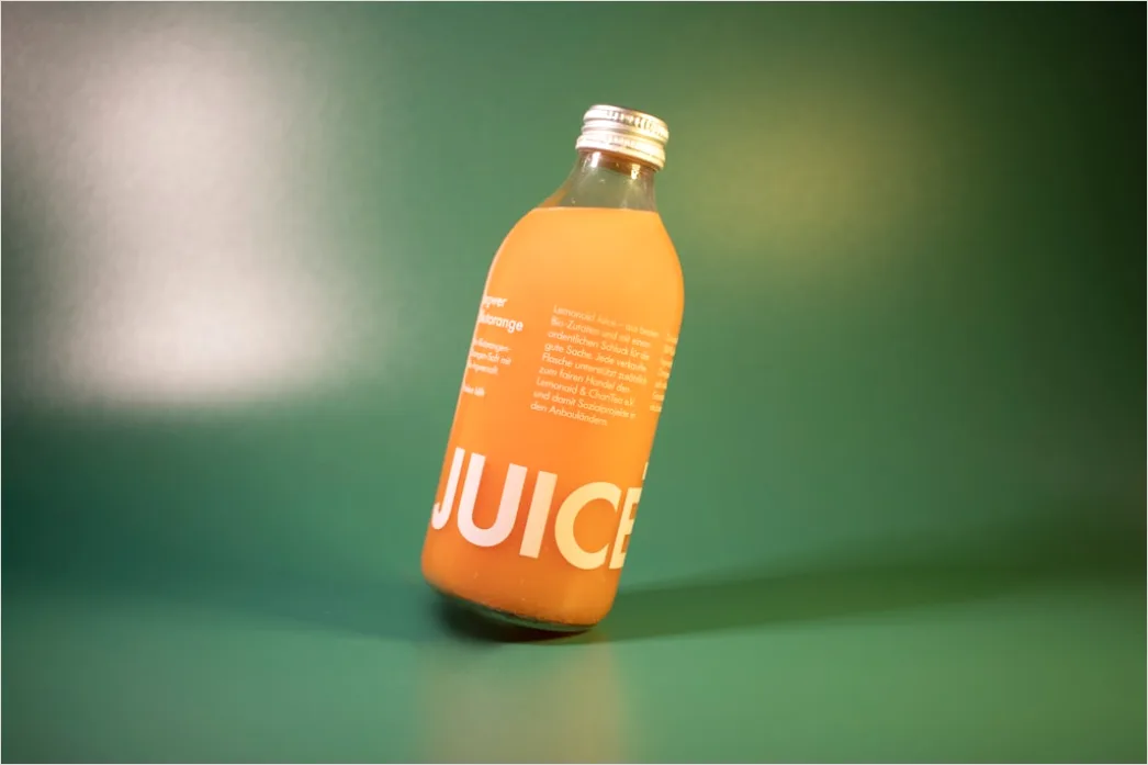 Detail Cold Pressed Juice Flasche Nahaufnahme Number 2