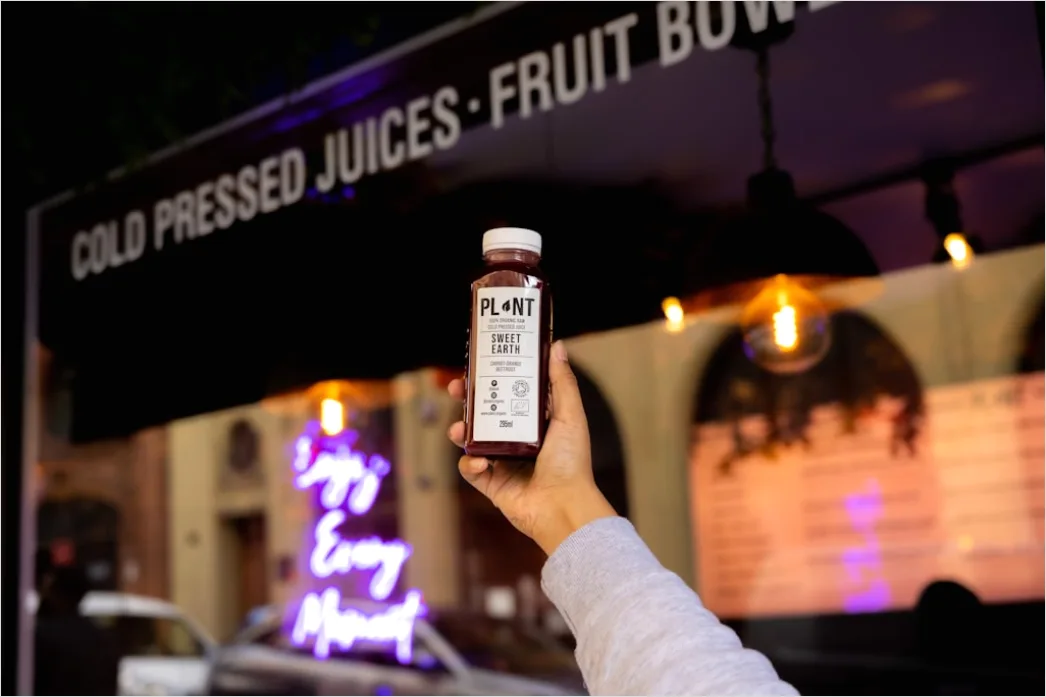 Detail Cold Pressed Juice Flasche Nahaufnahme Number 9