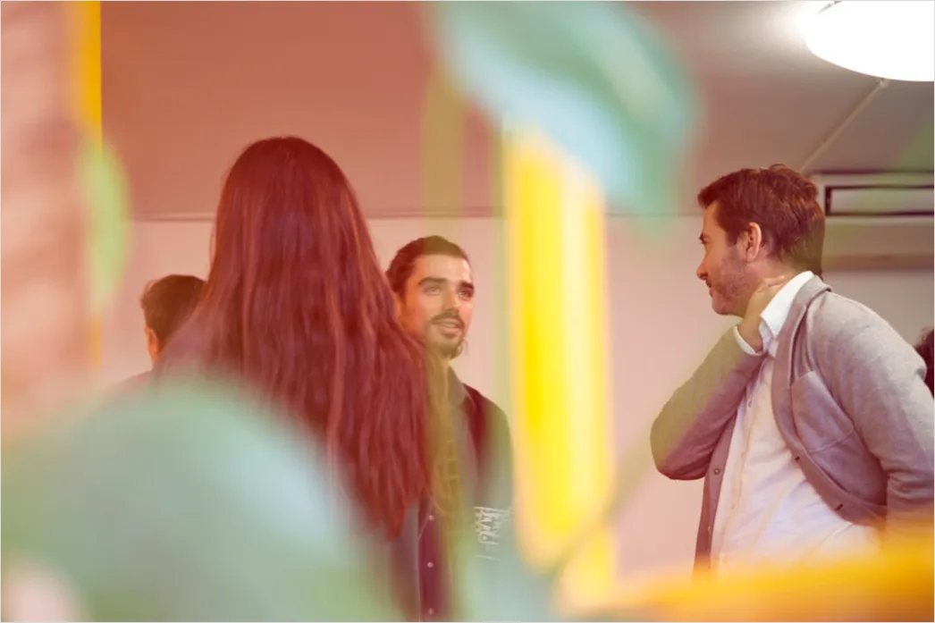 Corporate Networking Event Gaeste Gespraech Ea90