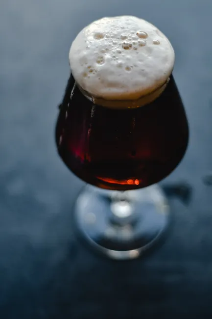 Detail Craft Beer Glas Nahaufnahme Schaumkrone Number 17