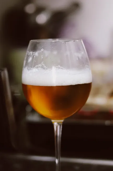 Detail Craft Beer Glas Nahaufnahme Schaumkrone Number 3