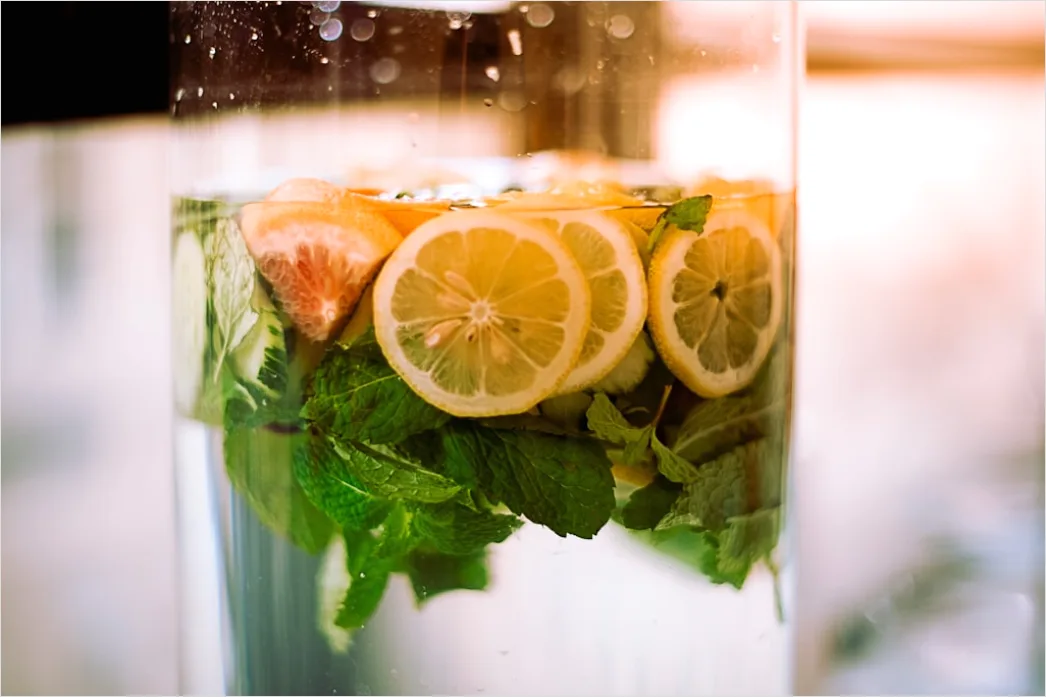 Detail Detox Wasser Gurke Zitrone Minze Glas Number 10