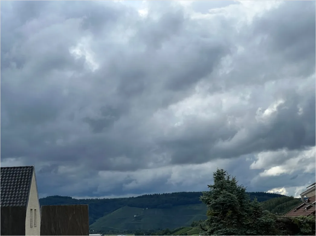 Detail Dramatischer Himmel Wolken Gewitter Number 12