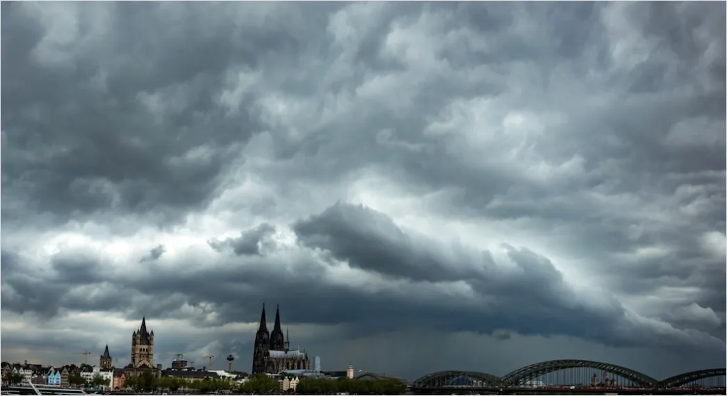 Detail Dramatischer Himmel Wolken Gewitter Number 13