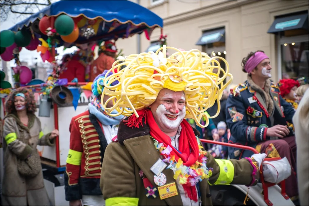 Detail Fasching Prinzenpaar Portrait Karneval Feier Number 12