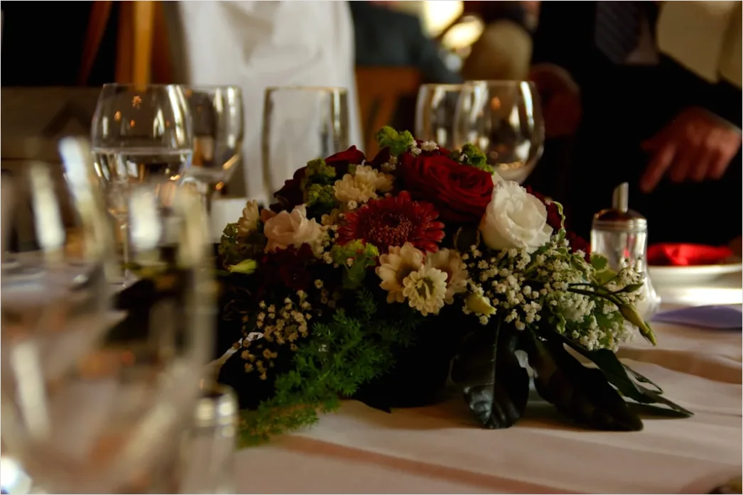 Detail Firmenfeier Gala Abend Dekoration Elegant Number 16