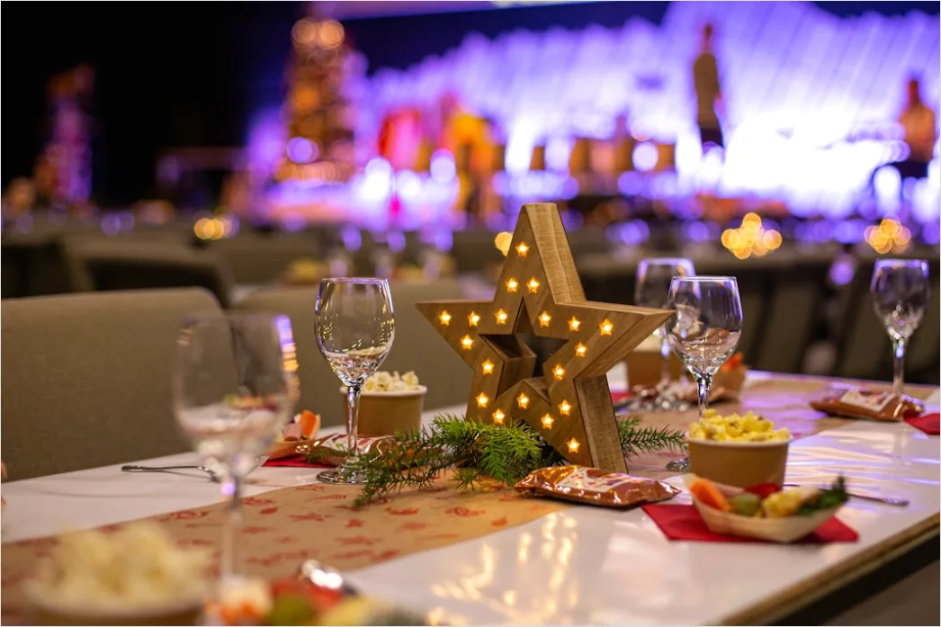Detail Firmenfeier Weihnachten Mitarbeiter Tisch Number 20