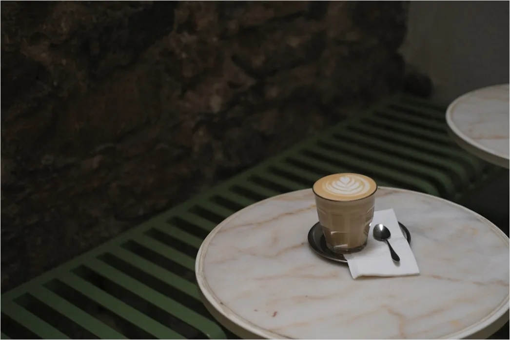 Detail Flat White Kaffee Nahaufnahme ästhetisch Number 12