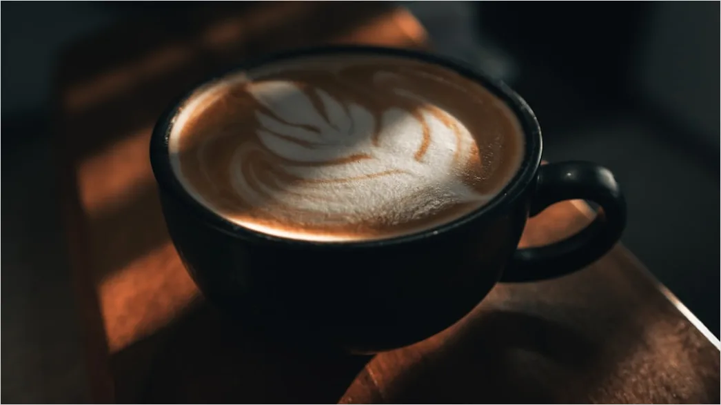 Detail Flat White Kaffee Nahaufnahme ästhetisch Number 10