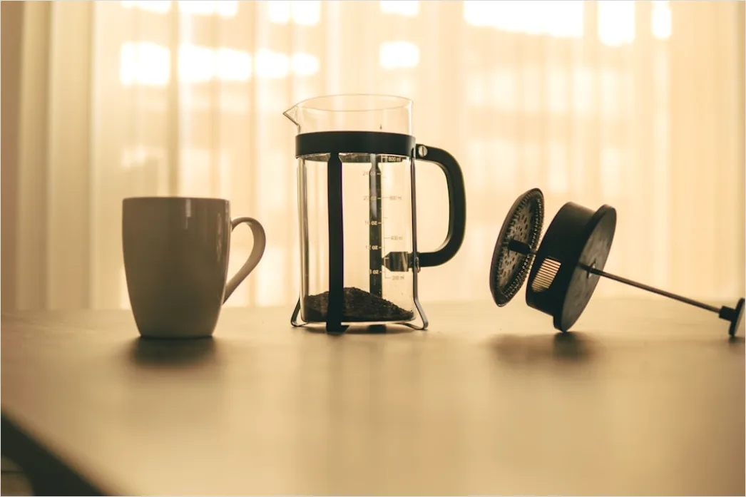 Detail French Press Kaffee Zubereitung ästhetisch Number 5