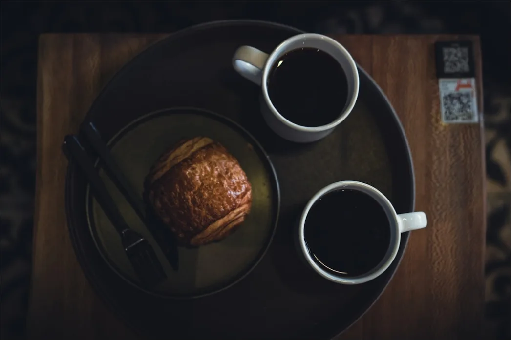 Detail Frühstück Croissant Kaffee Tisch Nahaufnahme Number 12