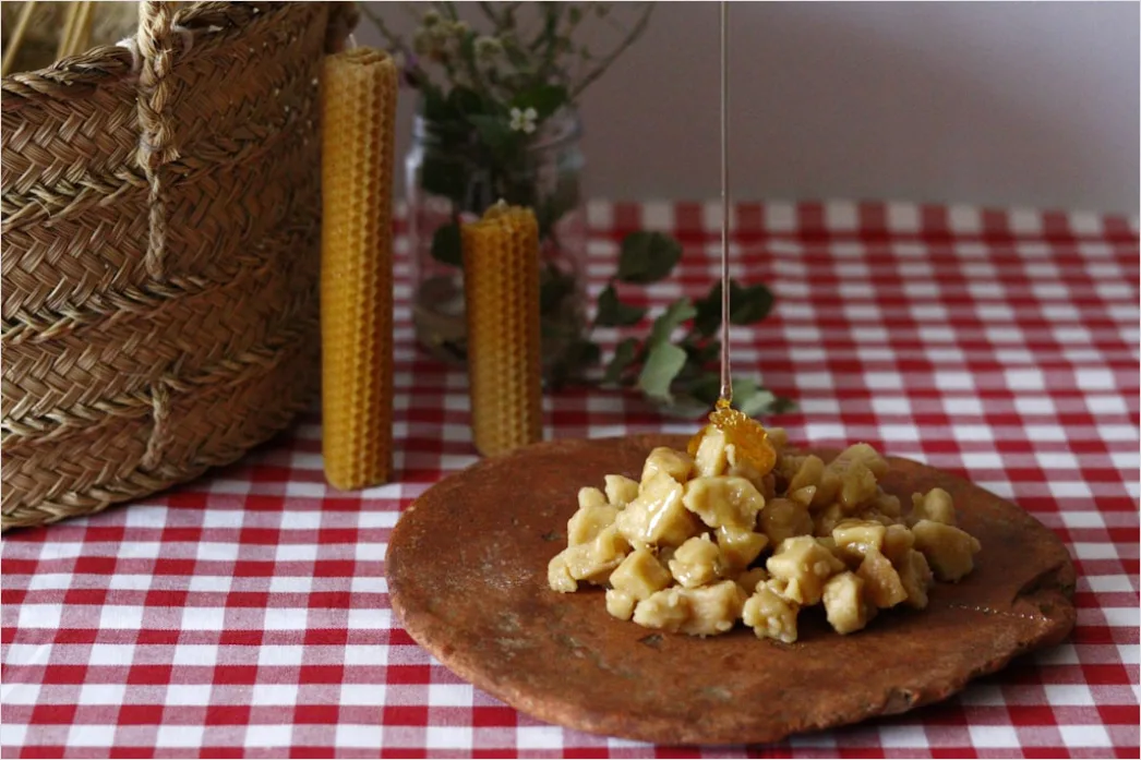 Detail Gnocchi Teller Soße Nahaufnahme Rustikal Number 13