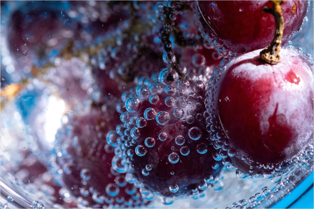 Detail Infused Water Flasche Obst Nahaufnahme Number 7