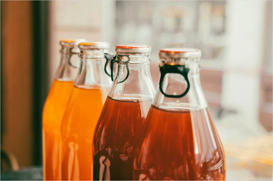 Detail Kombucha Flasche Glas Nahaufnahme Trendy Number 6