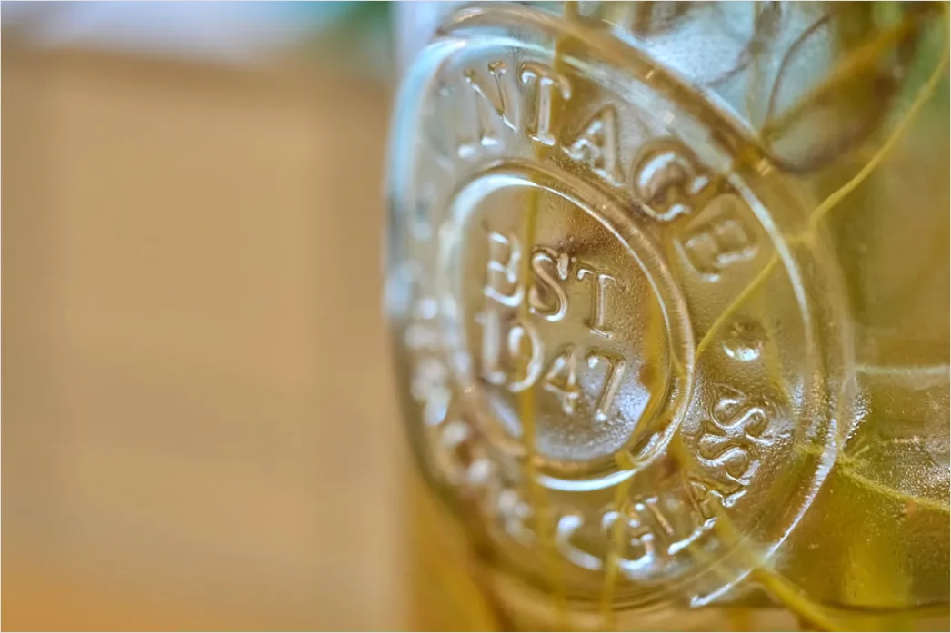 Detail Kombucha Flasche Glas Nahaufnahme Trendy Number 8