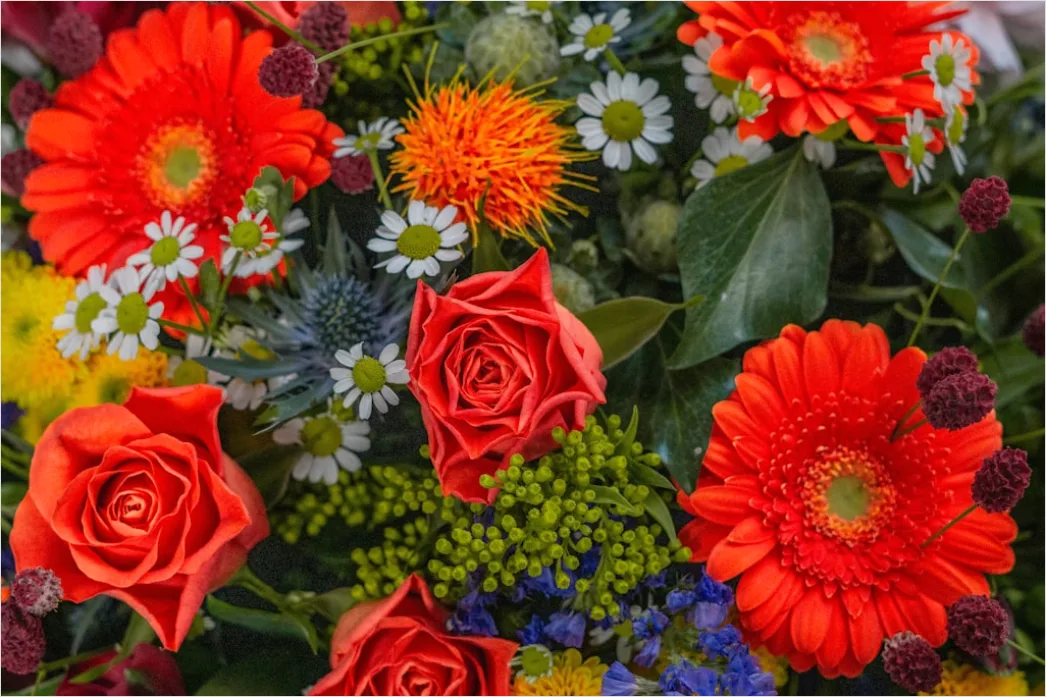 Detail Kommunion Kind Blumenstrauß Portrait Number 6