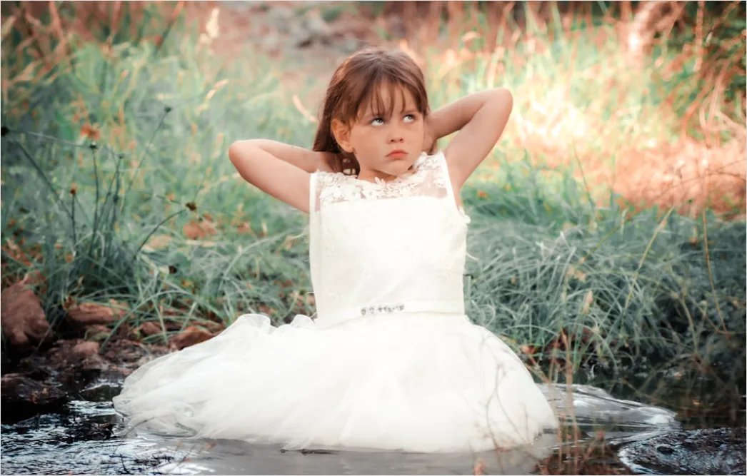 Detail Kommunion Kleid Kind Portrait Elegant Number 11