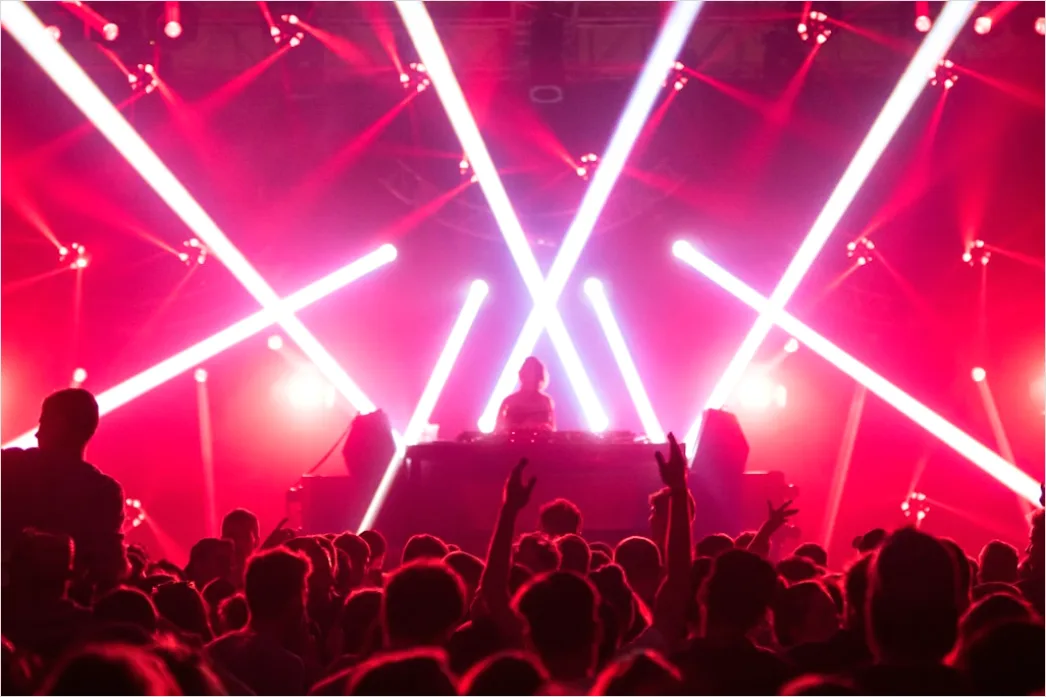 Konzert Lichtshow Buehne Spektakulaer Nacht 25a7