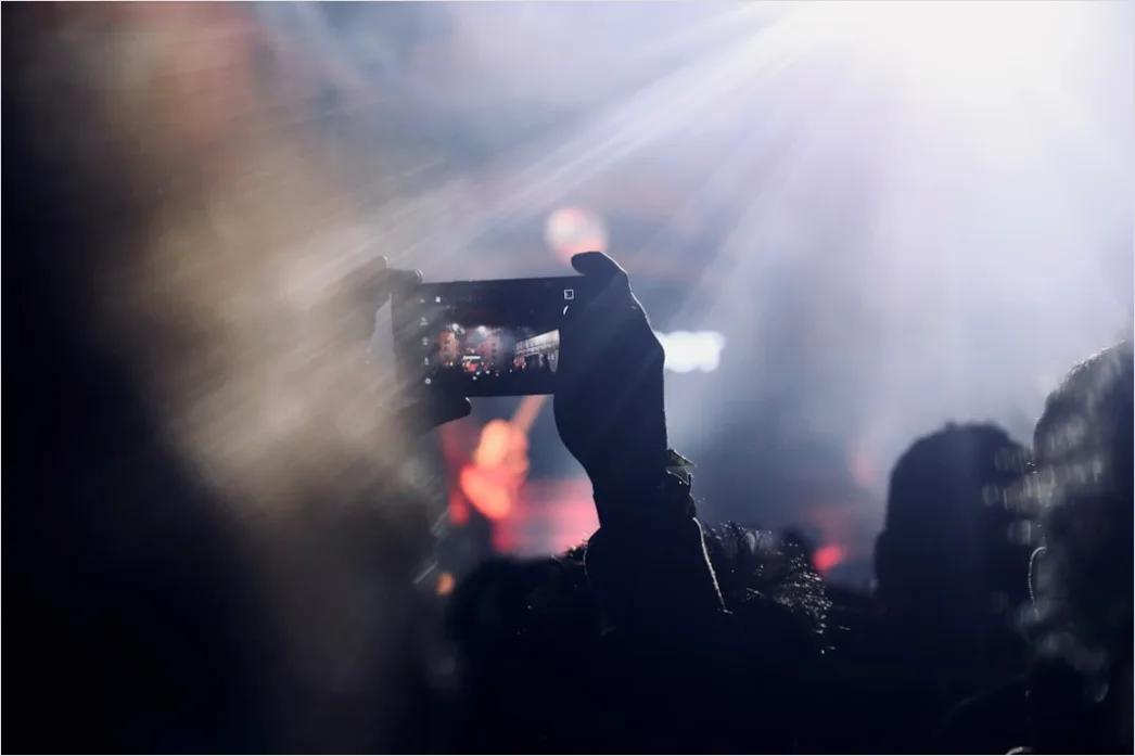 Detail Konzert Selfie Publikum Bühne Hintergrund Number 14
