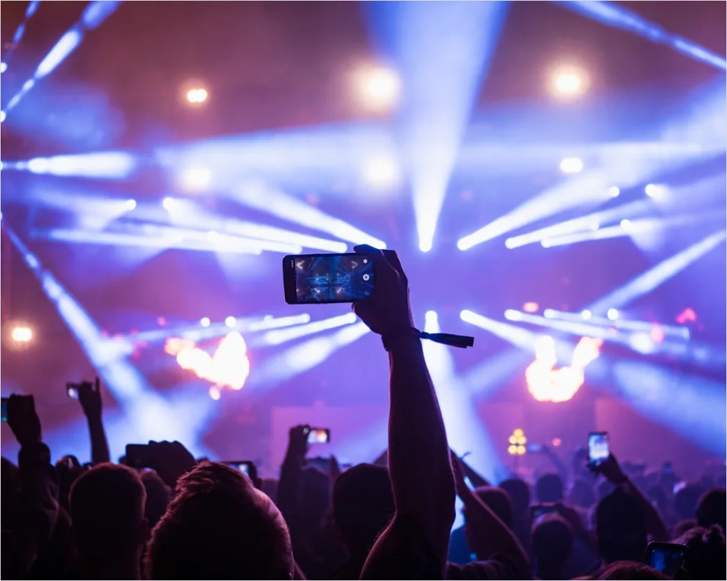 Detail Konzert Selfie Publikum Bühne Hintergrund Number 15