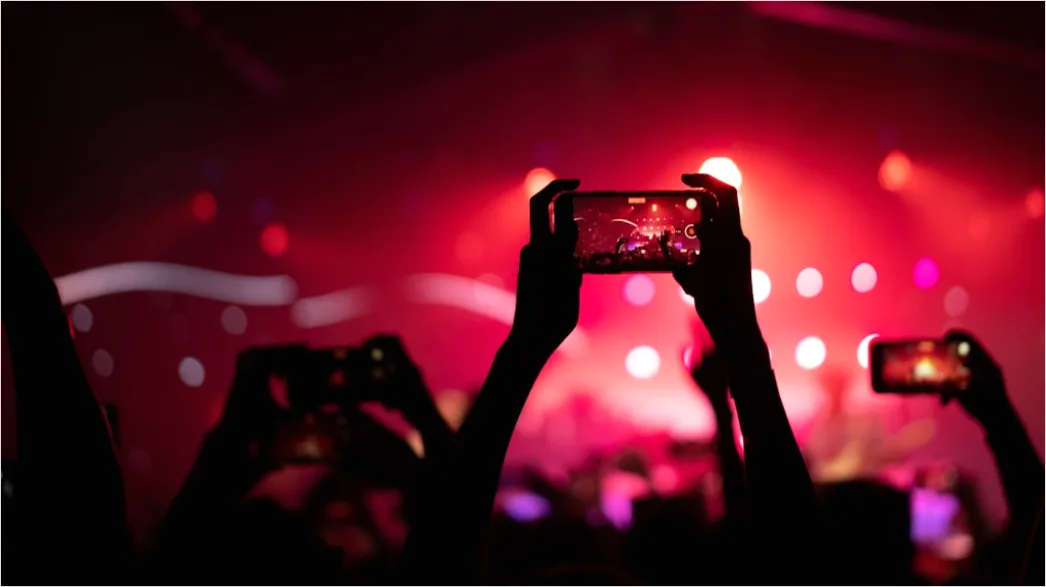 Detail Konzert Selfie Publikum Bühne Hintergrund Number 16