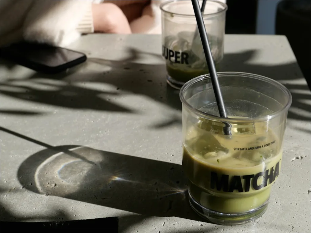 Detail Matcha Smoothie Glas Nahaufnahme Grün Number 2