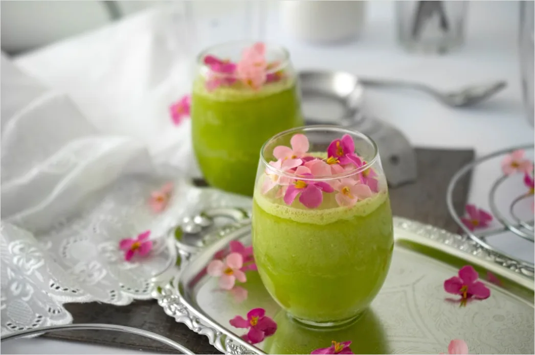 Detail Matcha Smoothie Glas Nahaufnahme Grün Number 10