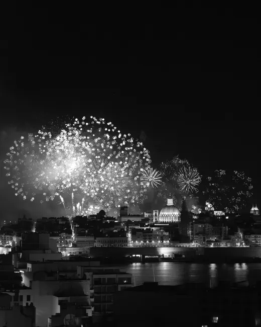 Detail Neujahr Feuerwerk Stadtsilhouette Nacht Number 6