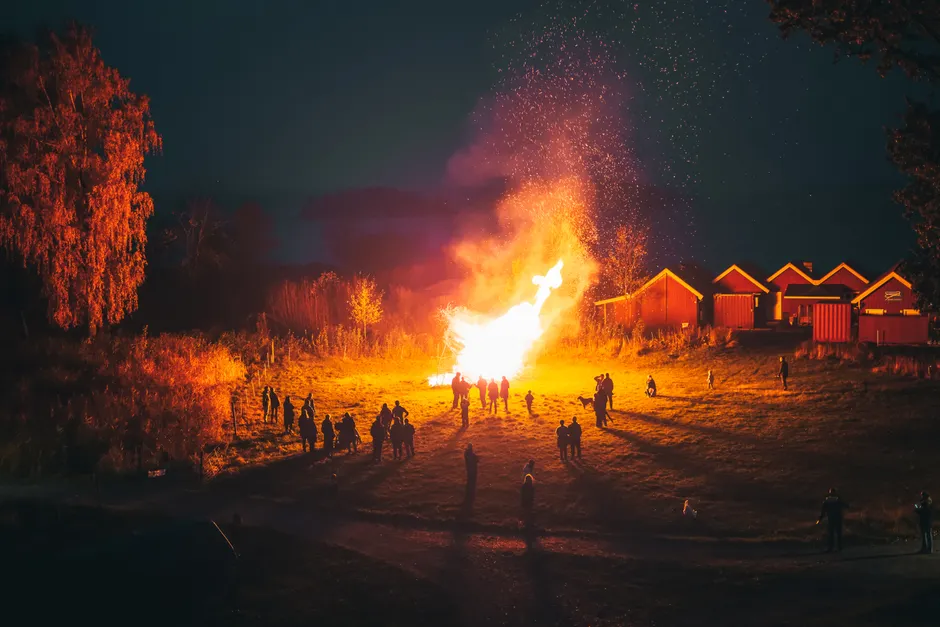 Detail Osterfeuer Abend Gemeinschaft Outdoor Number 9