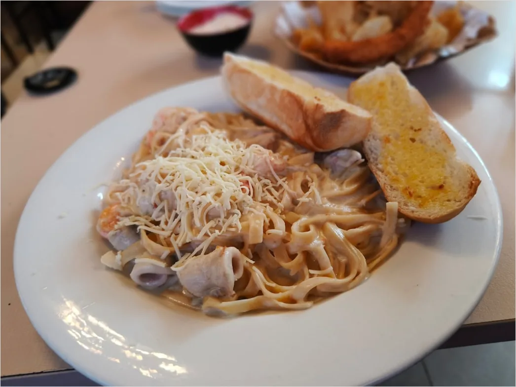 Detail Pasta Carbonara Teller Nahaufnahme Dampfend Number 10
