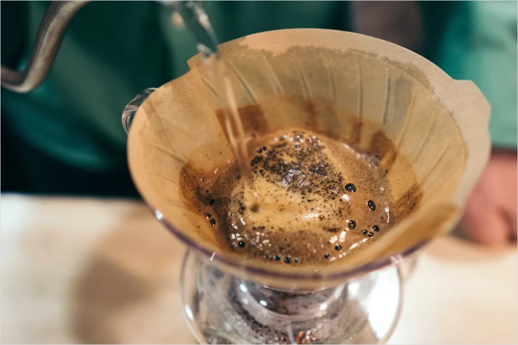 Detail Pour Over Kaffee Zubereitung Nahaufnahme Number 6