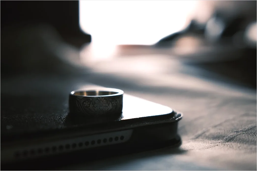 Detail Ring Am Finger Makro Nahaufnahme Number 8