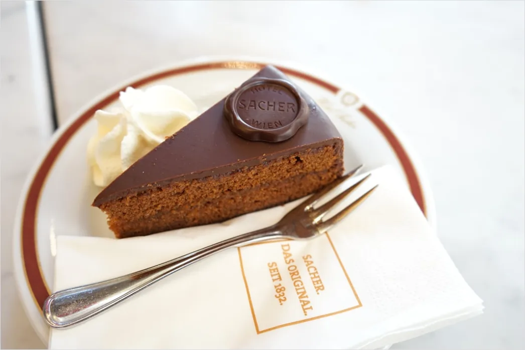 Detail Schokoladenkuchen Stück Teller Nahaufnahme Number 15